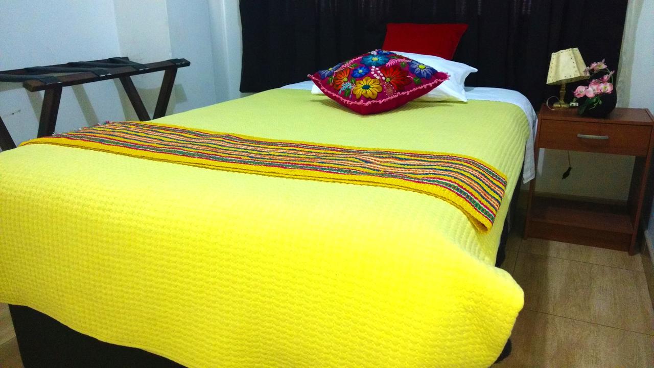 Hostal Mica Abancay ภายนอก รูปภาพ